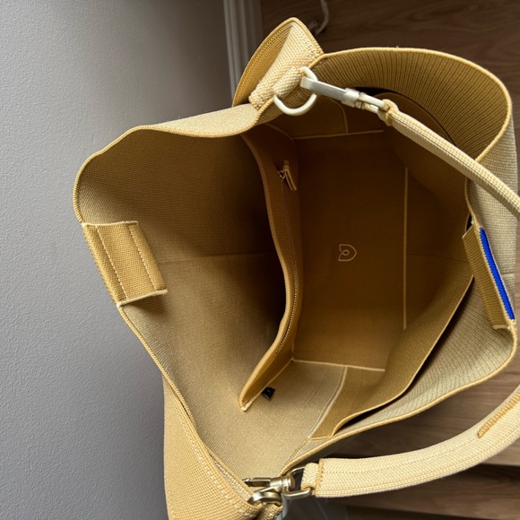 ROTHY’S Bucket Bag - golden wheat - Picture 7 of 9